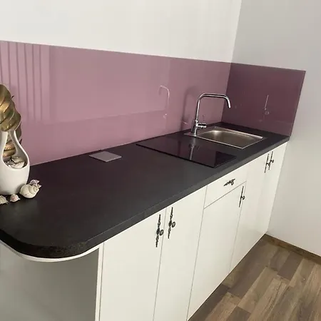 Maya Apartment *